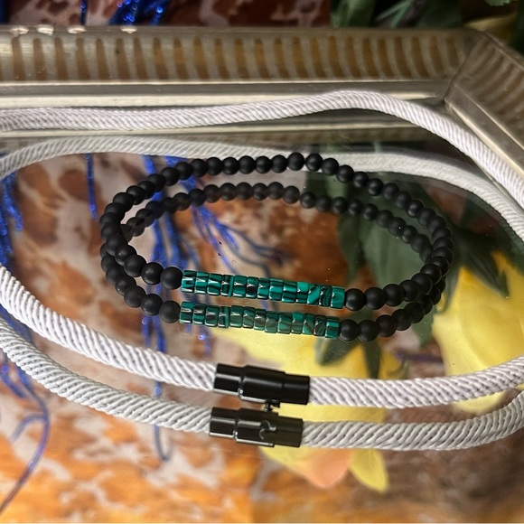 Minimalistic Bracelet set with Onyx and Malachite - Picture 3 of 9